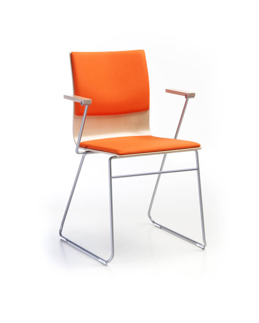scaun portocaliu